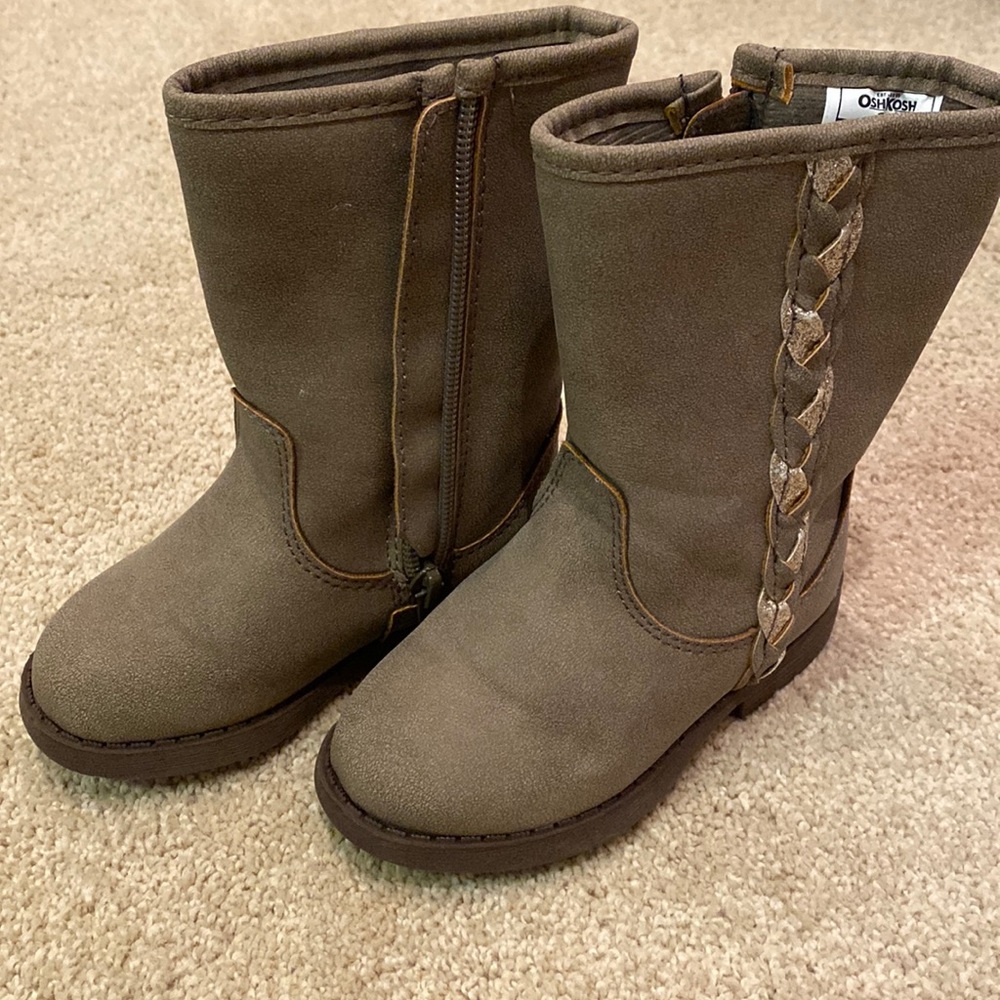 Zippered girls riding boots size 6 gray/ brown with metallic details